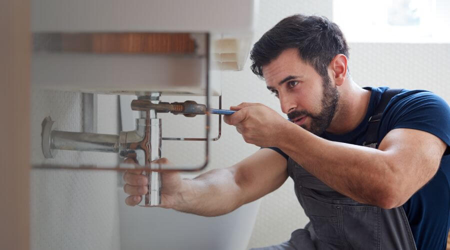 Professional water heater repair in Follett, TX